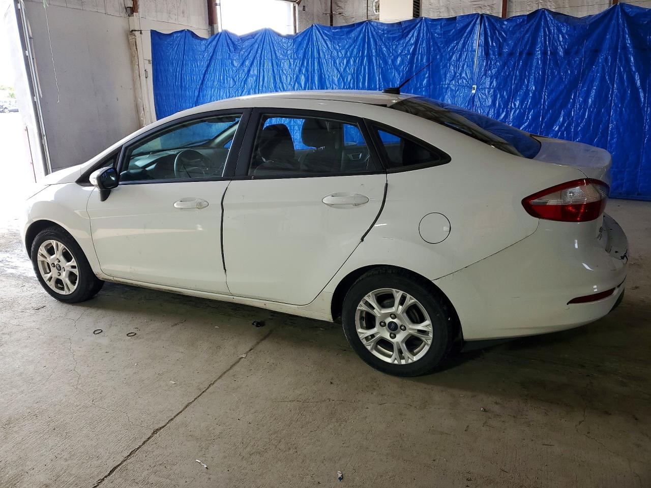 2015 FORD FIESTA SE photo 3
