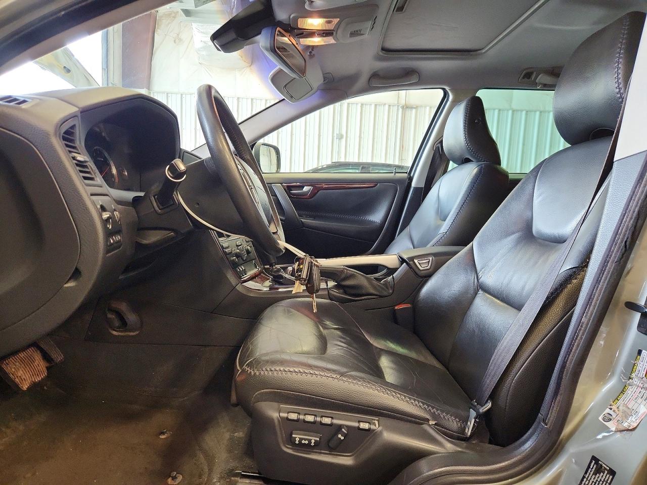 2007 VOLVO XC70 photo 13