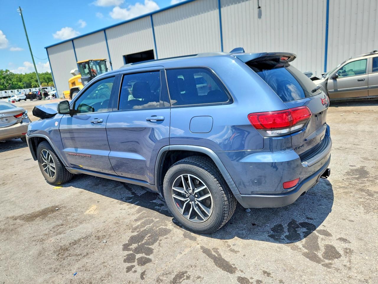 2020 JEEP GRAND CHEROKEE TRAILHAWK photo 3