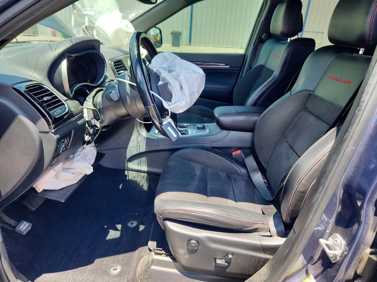 2020 JEEP GRAND CHEROKEE TRAILHAWK photo 13