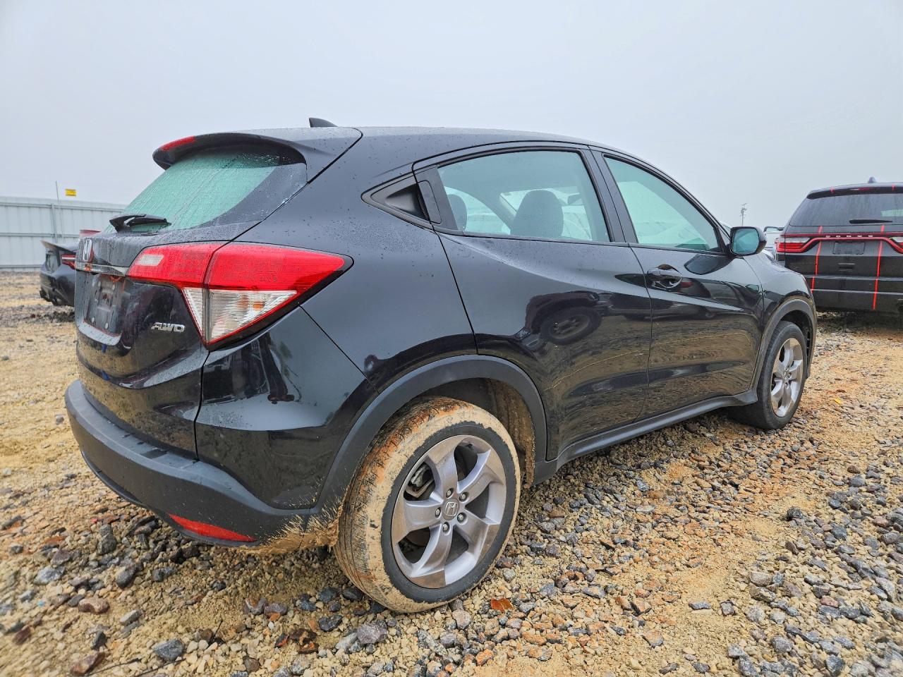 2019 HONDA HR-V LX photo 3