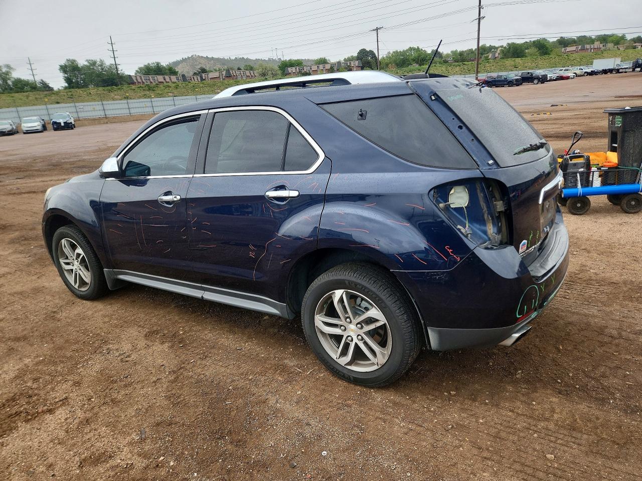 2017 CHEVROLET EQUINOX PREMIER photo 3