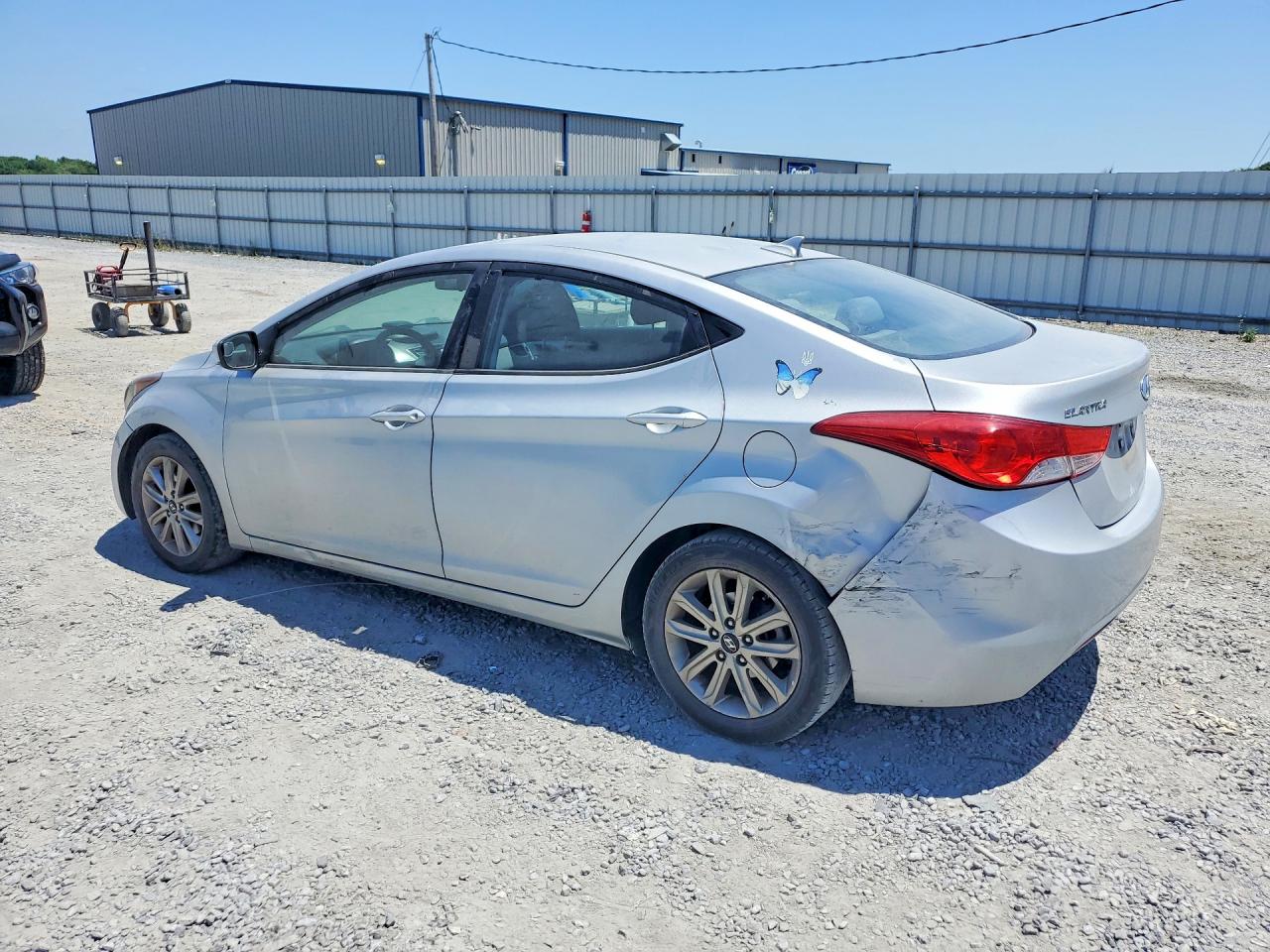 2013 HYUNDAI ELANTRA GLS photo 4