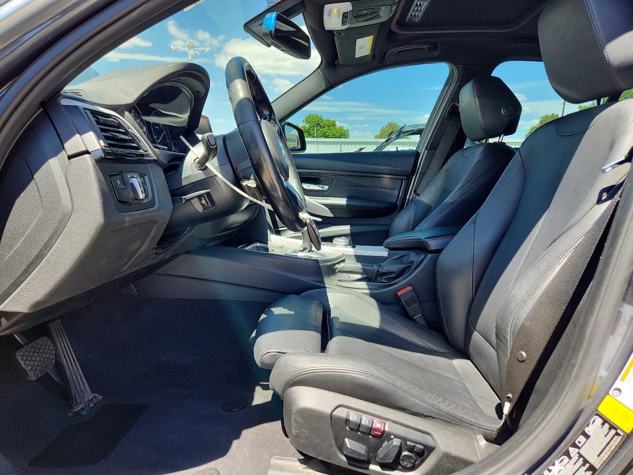 2015 BMW 335 XI photo 7