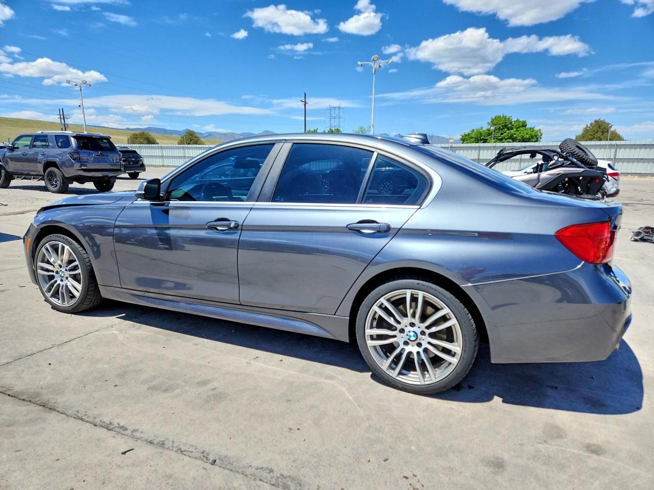 2015 BMW 335 XI photo 2