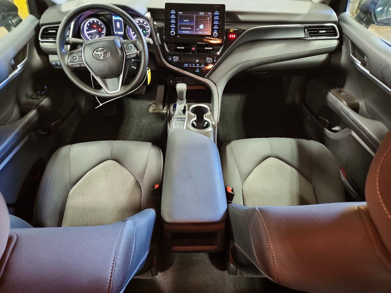 2024 TOYOTA CAMRY LE photo 22