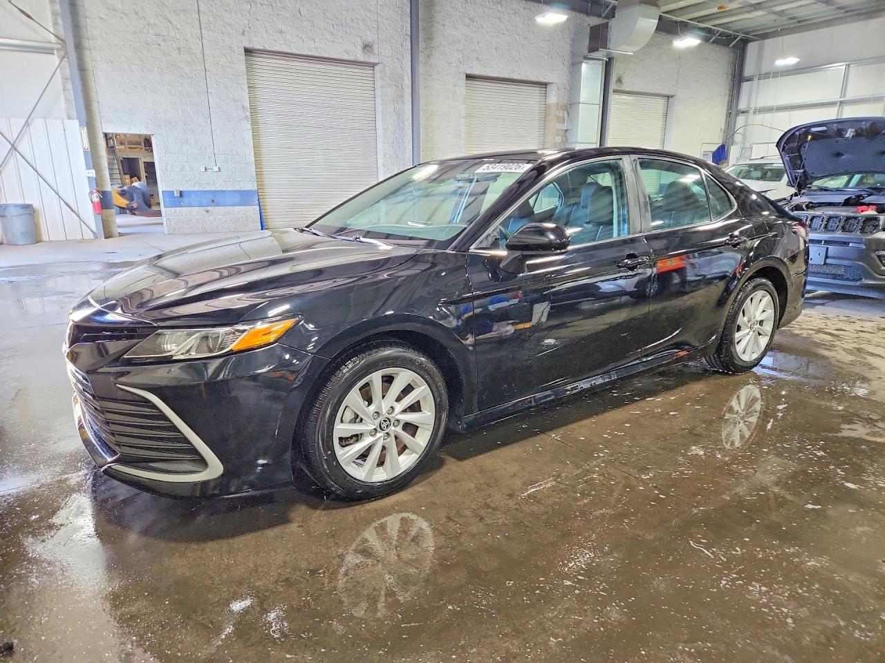 2024 TOYOTA CAMRY