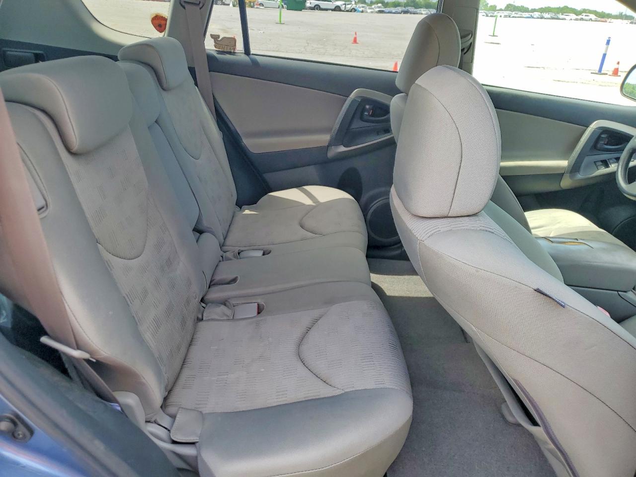 2009 TOYOTA RAV4 BASE photo 21