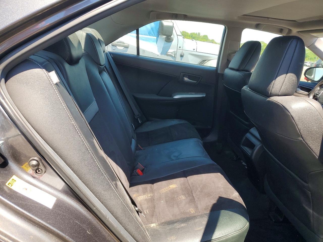 2012 TOYOTA CAMRY SE photo 19