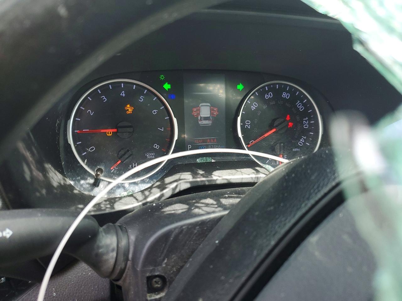 2021 TOYOTA RAV4 LE photo 17