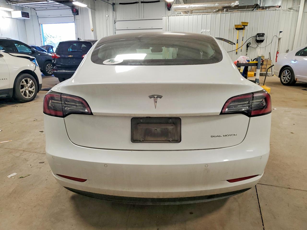 2022 TESLA MODEL 3 photo 11