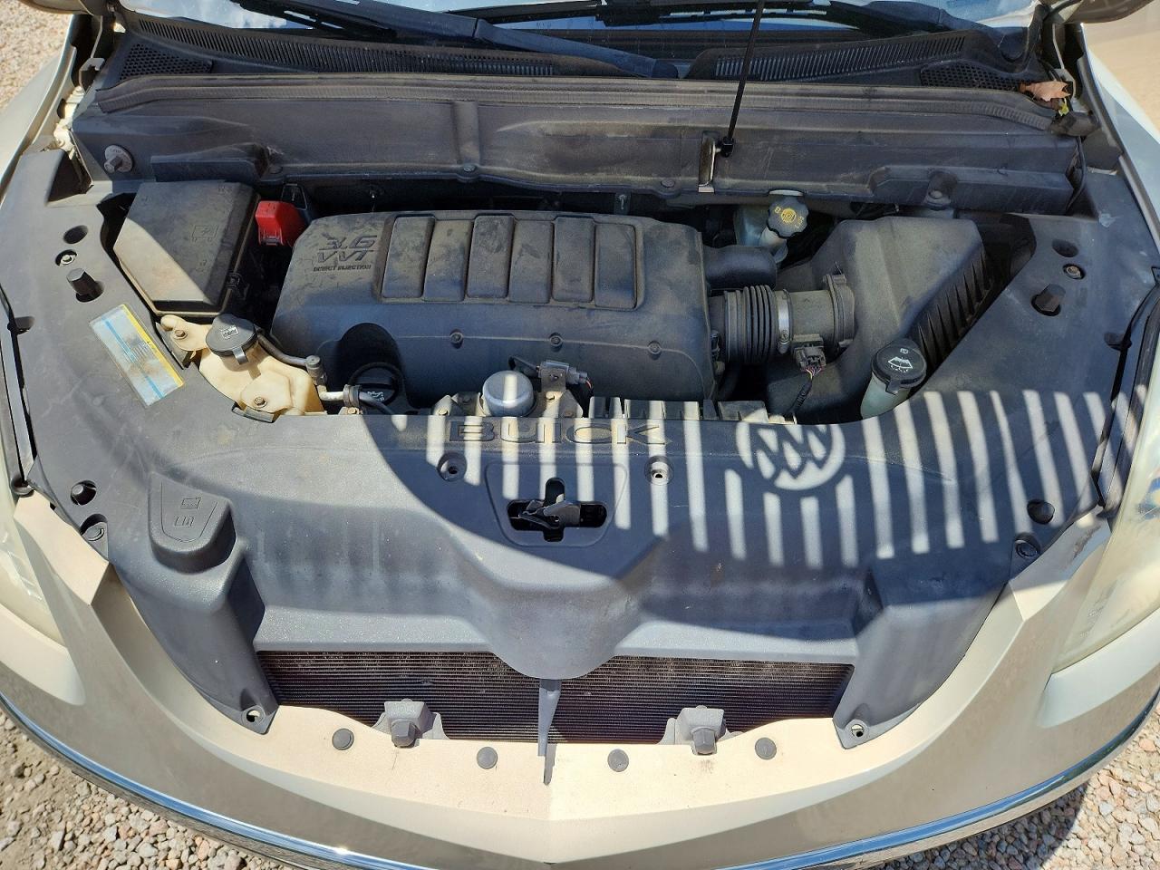 2010 BUICK ENCLAVE CXL photo 31