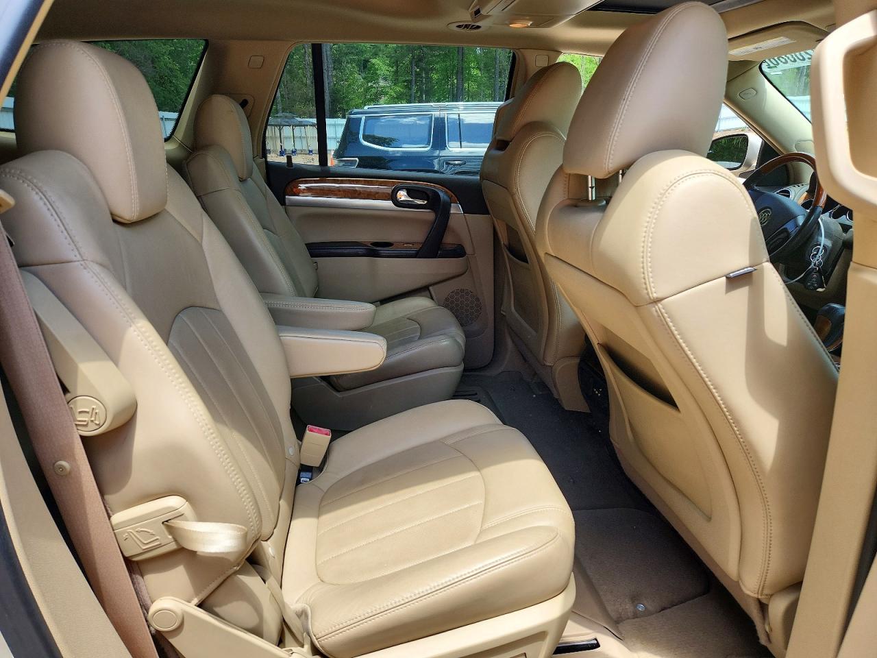 2010 BUICK ENCLAVE CXL photo 28