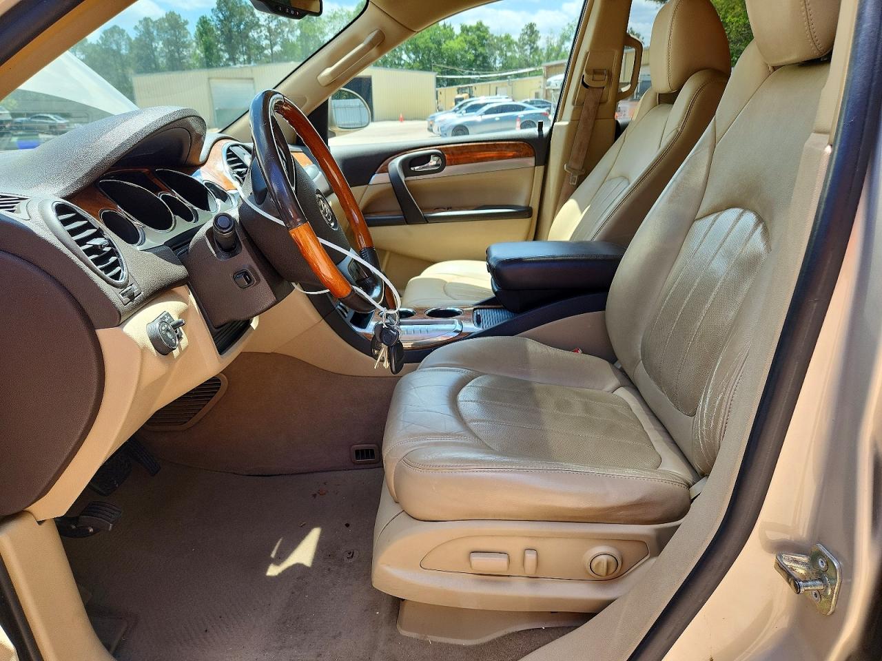 2010 BUICK ENCLAVE CXL photo 19