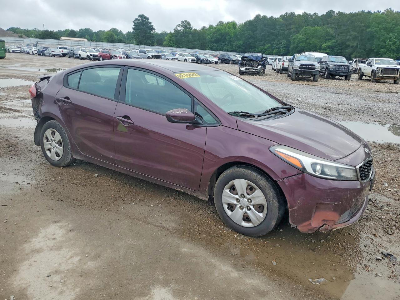 2017 KIA FORTE LX photo 10