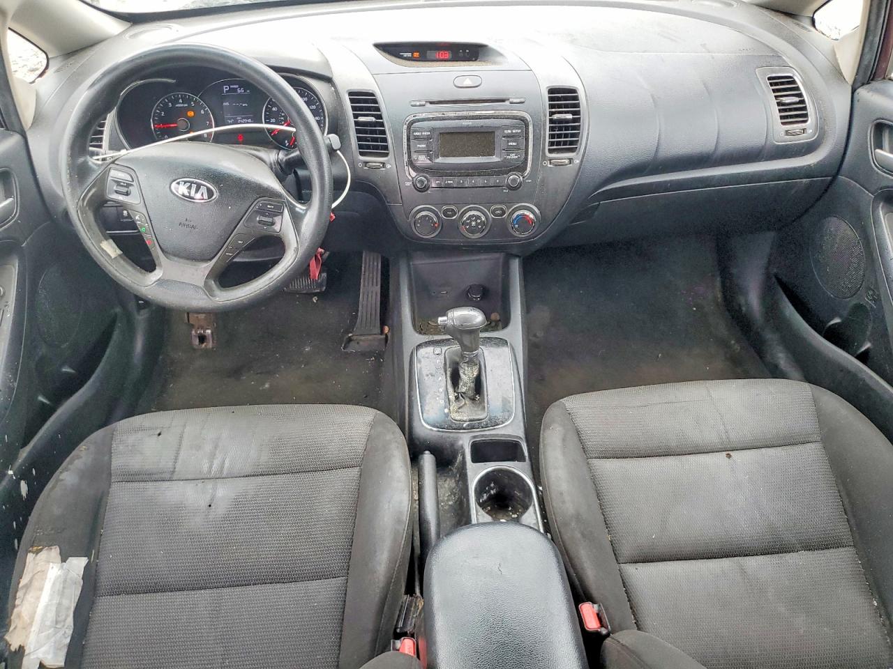 2017 KIA FORTE LX photo 22