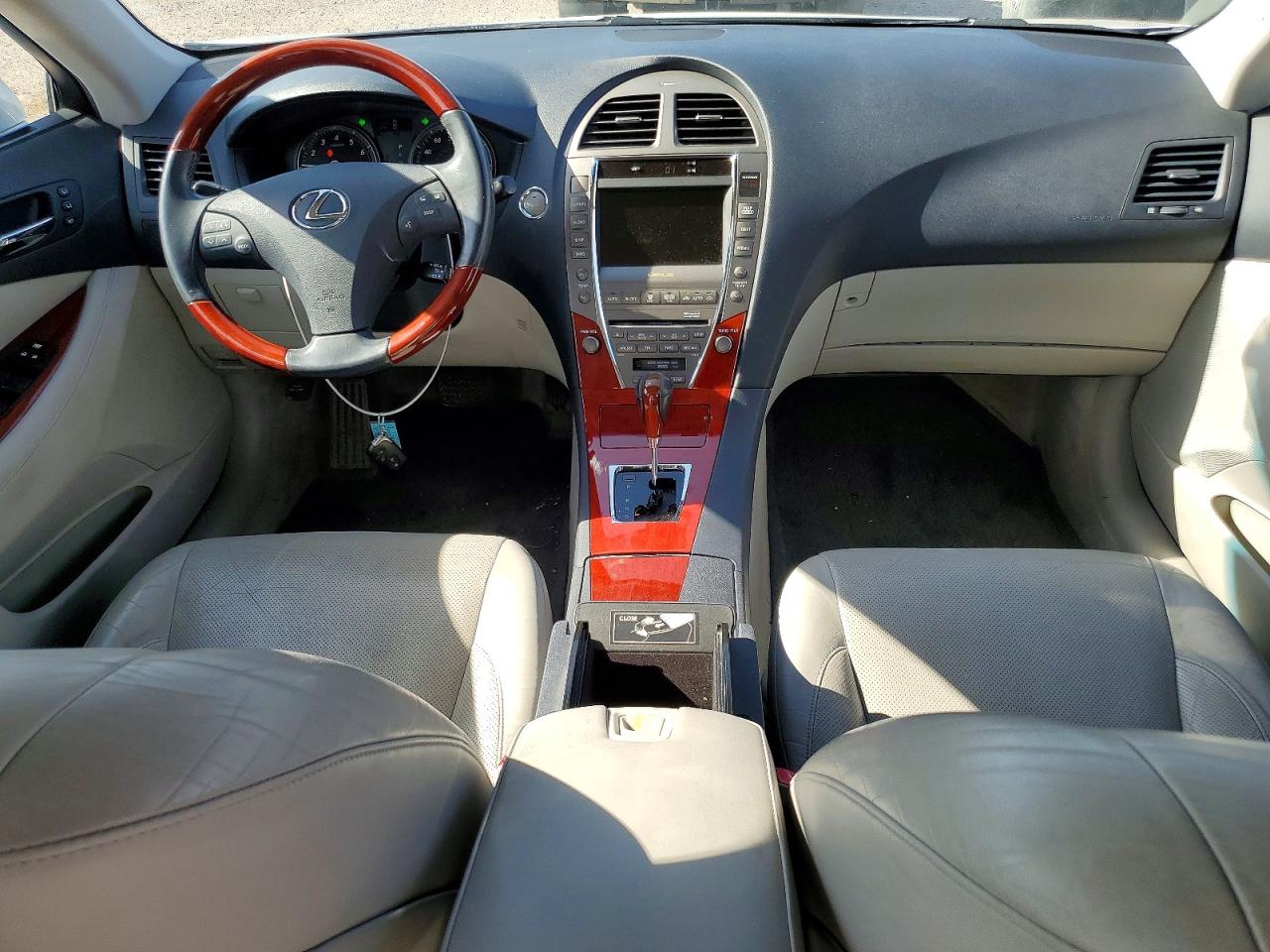2009 LEXUS ES 350 photo 15