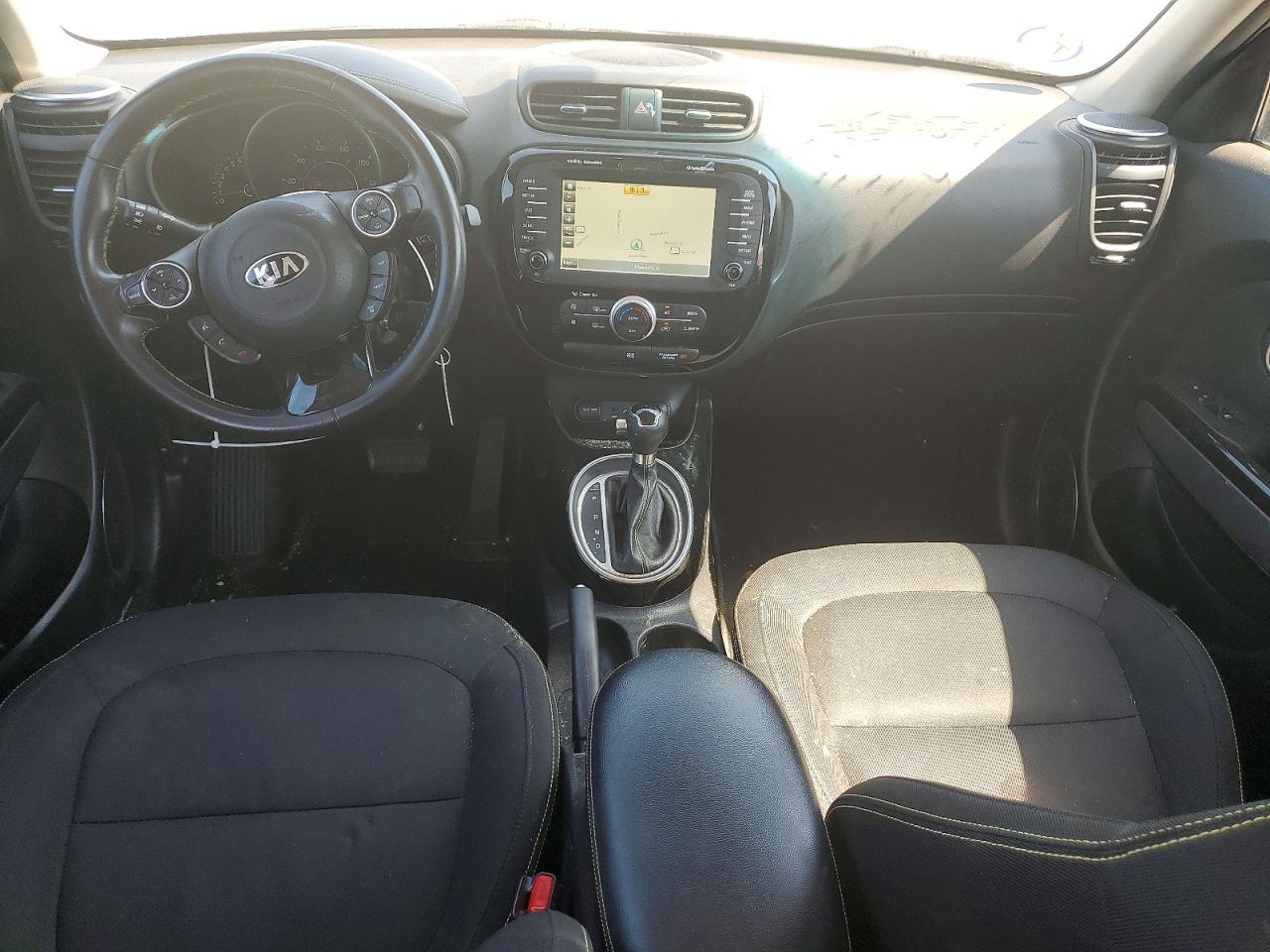 2016 KIA SOUL + photo 8