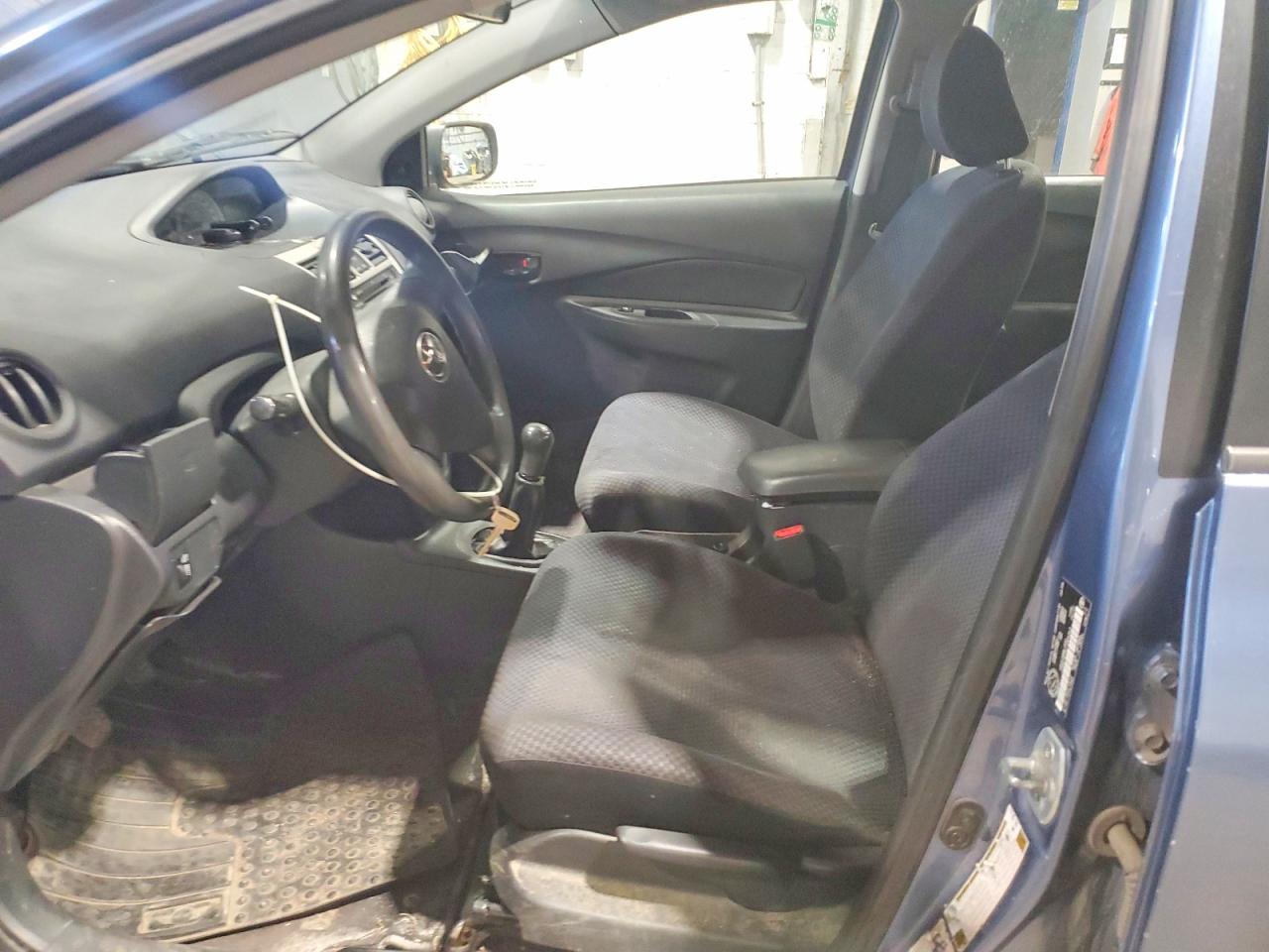 2007 TOYOTA YARIS BASE photo 13