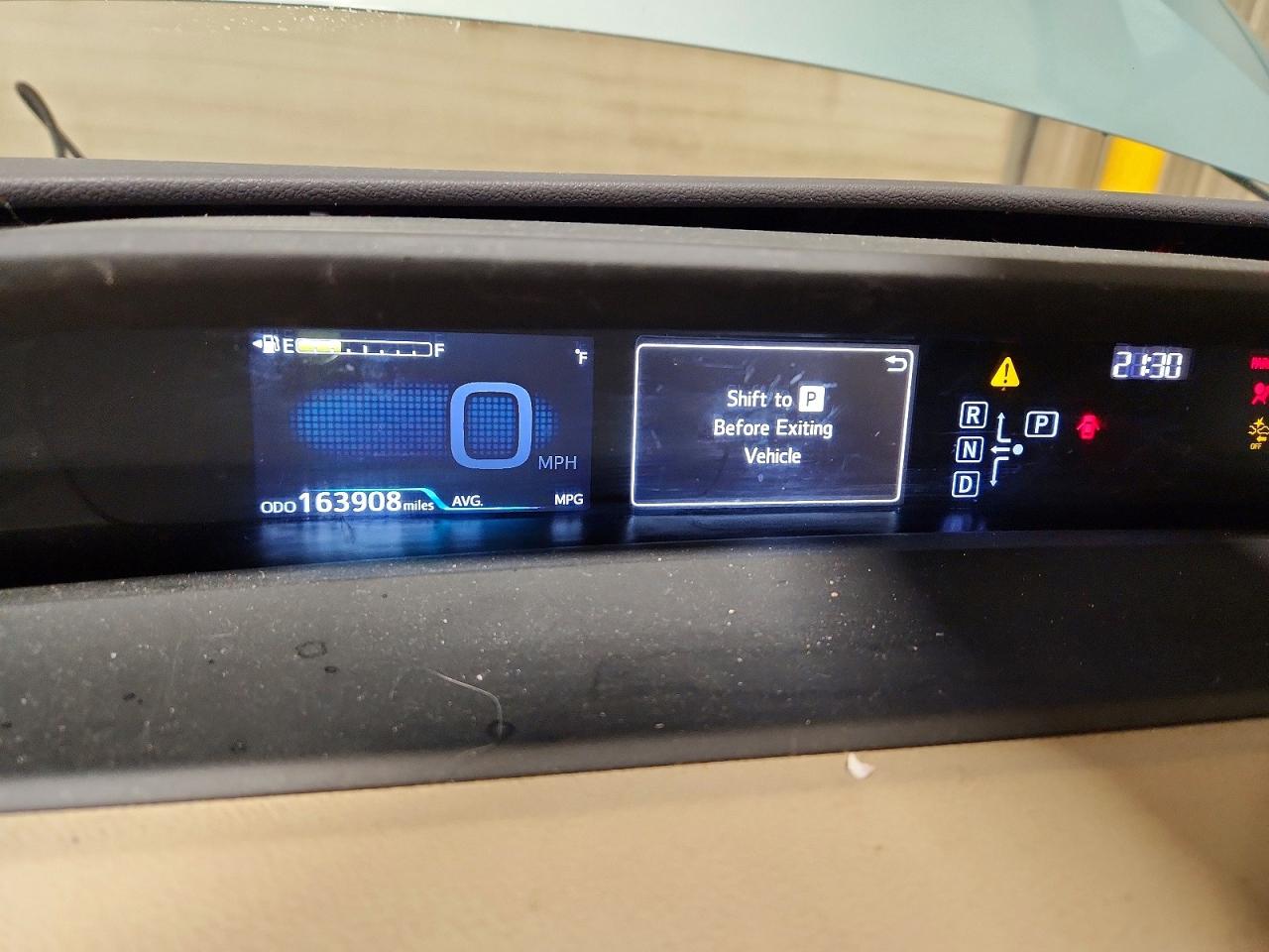 2018 TOYOTA PRIUS TWO photo 25