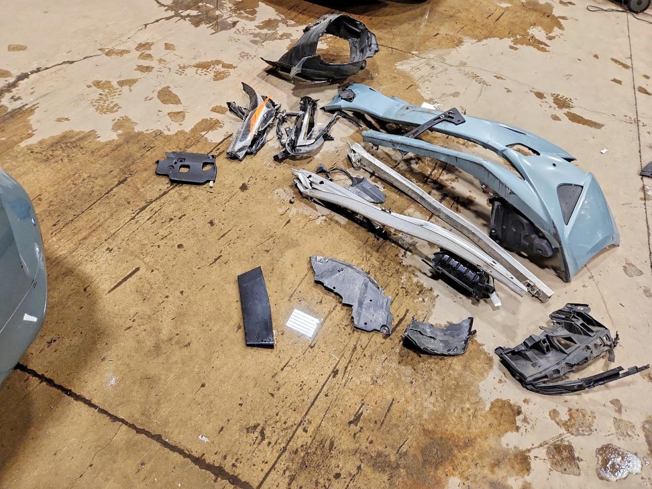 2018 TOYOTA PRIUS TWO photo 34