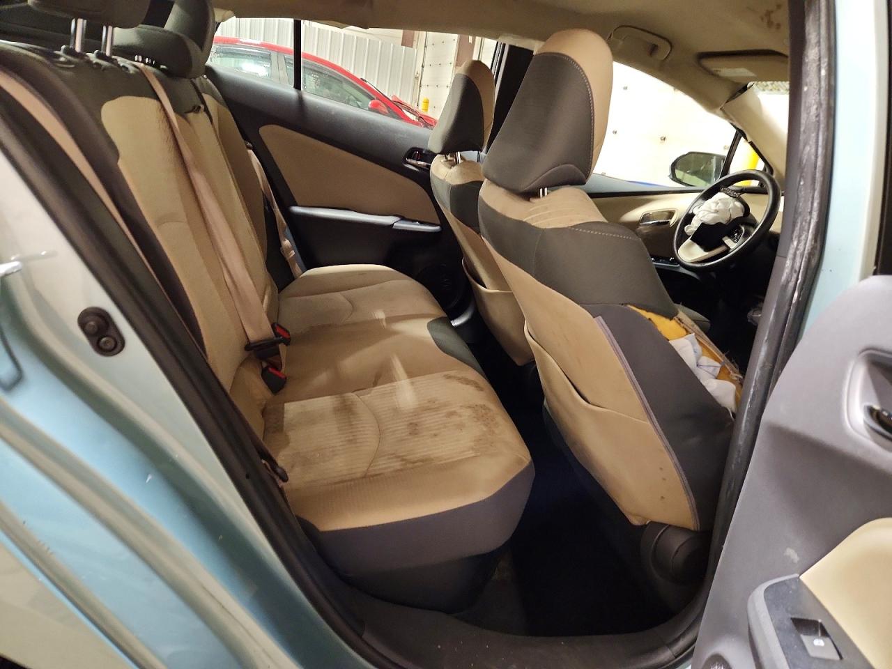2018 TOYOTA PRIUS TWO photo 28