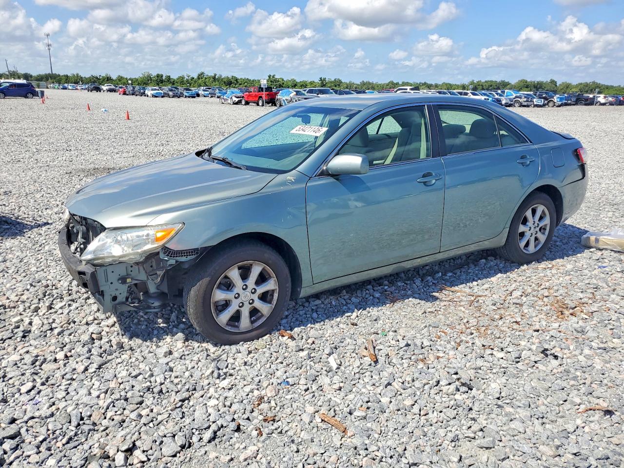 2011 TOYOTA CAMRY
