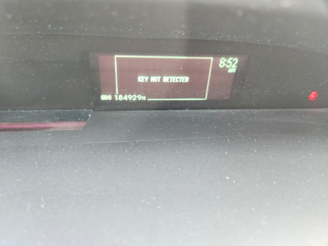 2015 TOYOTA PRIUS TWO photo 17
