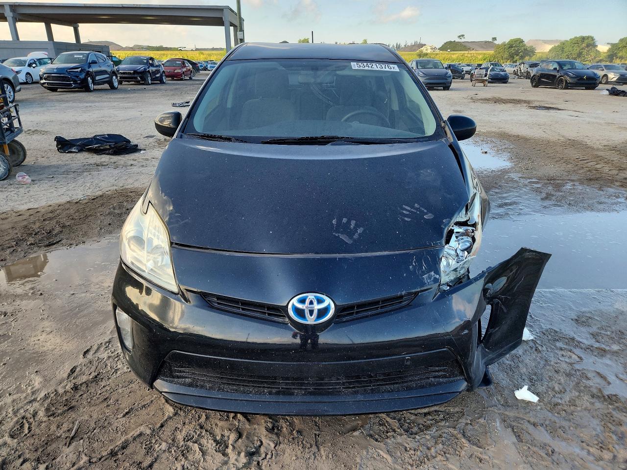 2015 TOYOTA PRIUS TWO photo 9