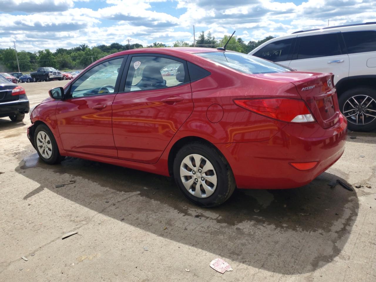 2017 HYUNDAI ACCENT SE photo 3