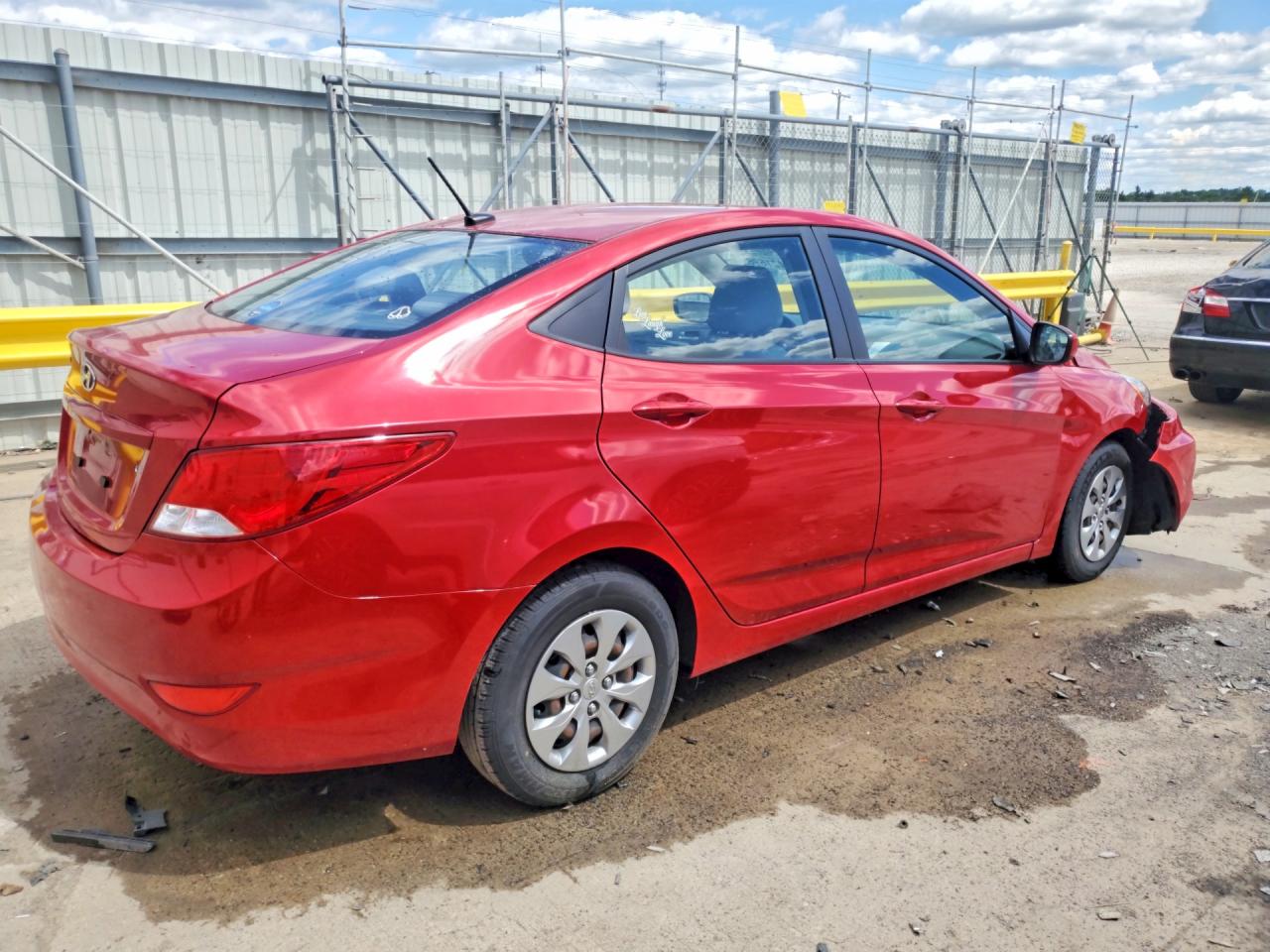 2017 HYUNDAI ACCENT SE photo 5