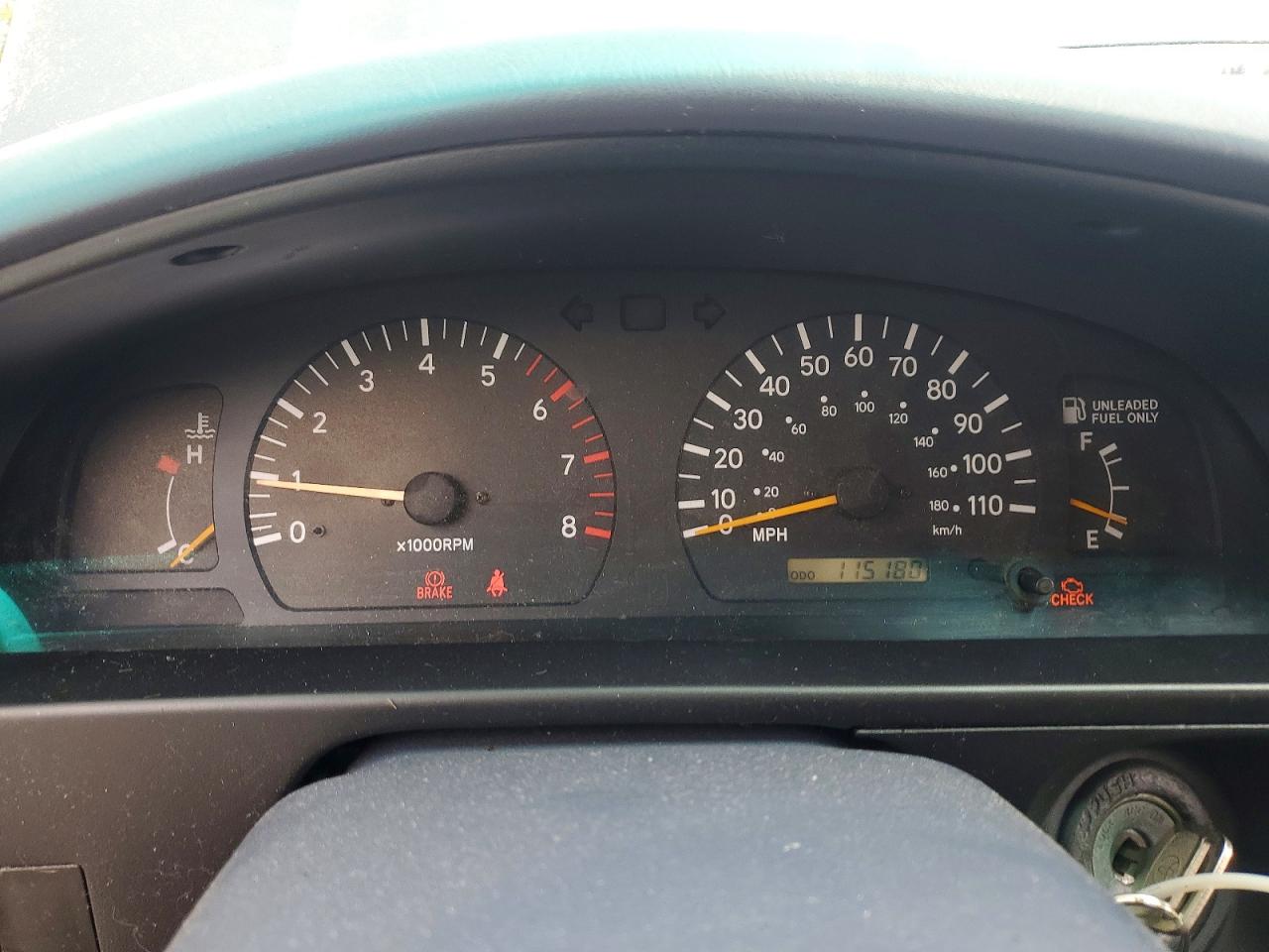 1998 TOYOTA TACOMA XTRACAB photo 17