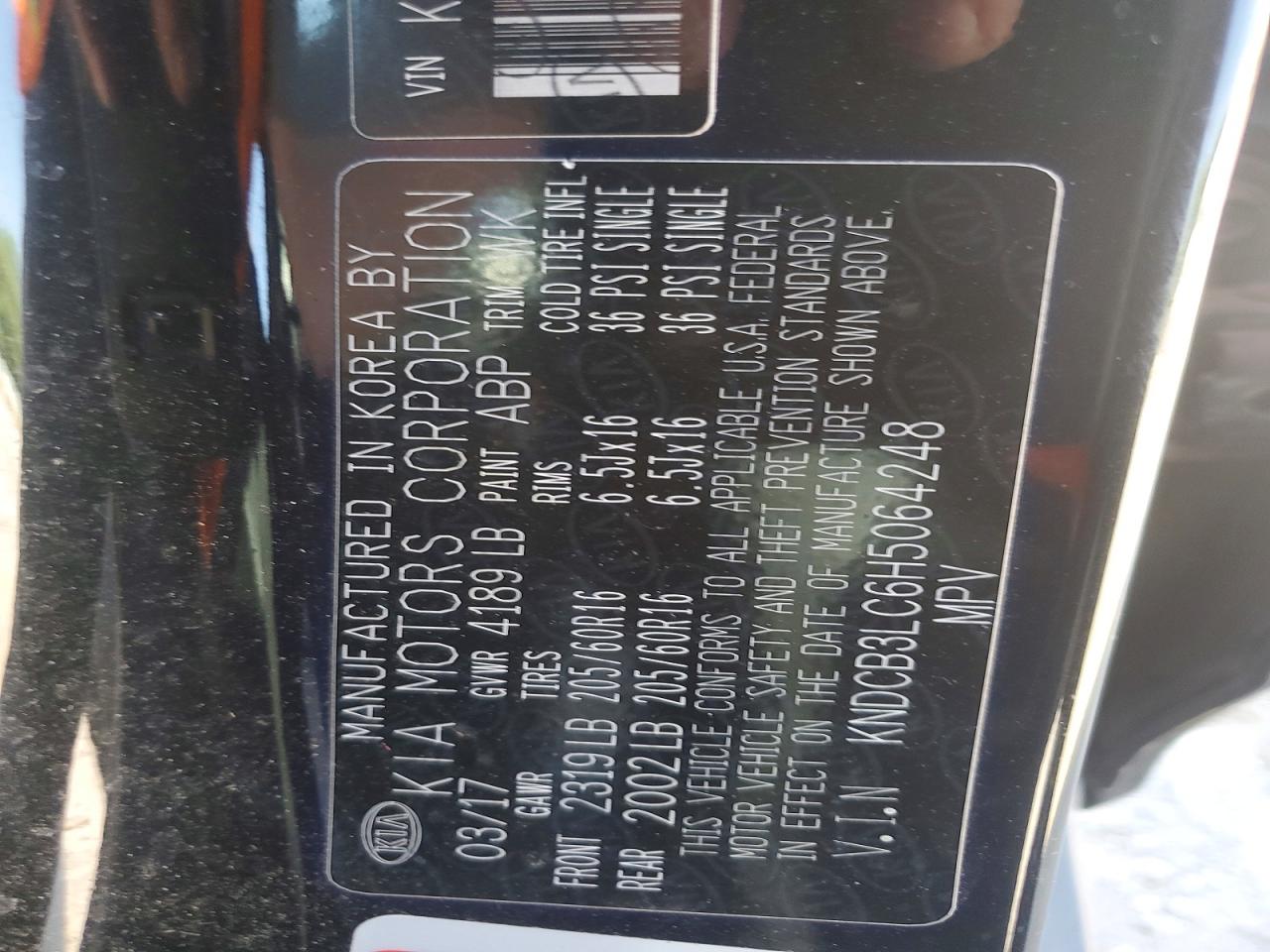 2017 KIA NIRO LX photo 12