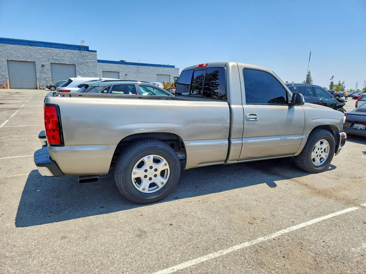 2001 GMC NEW SIERRA C1500 photo 5