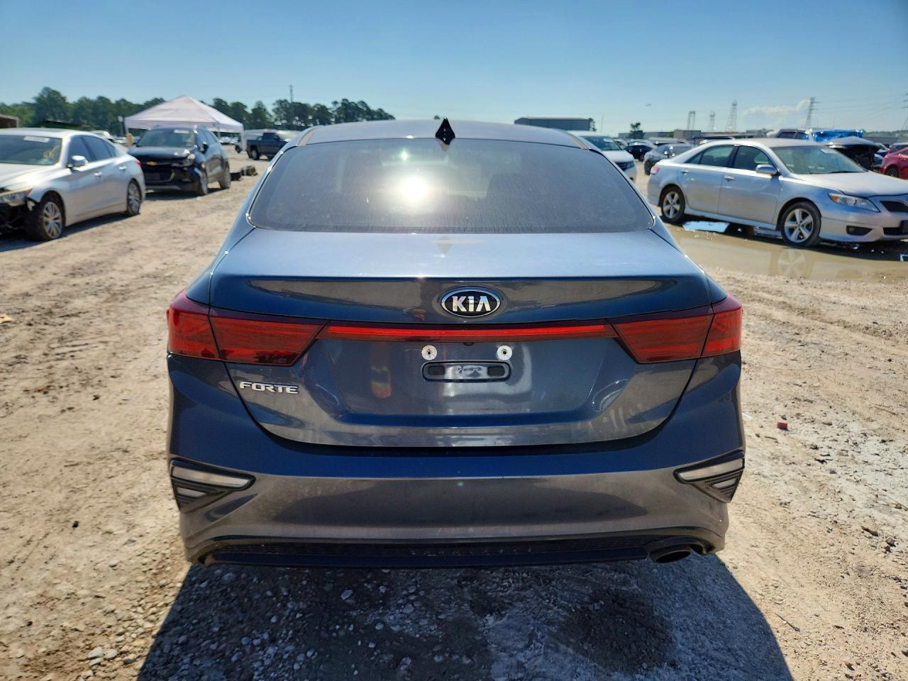 2020 KIA FORTE LXS photo 16