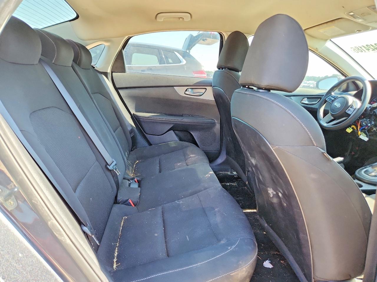 2020 KIA FORTE LXS photo 28