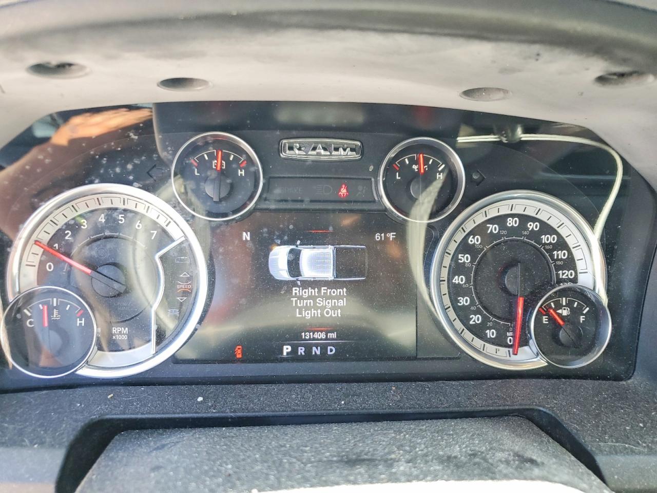 2016 RAM 1500 SLT photo 25