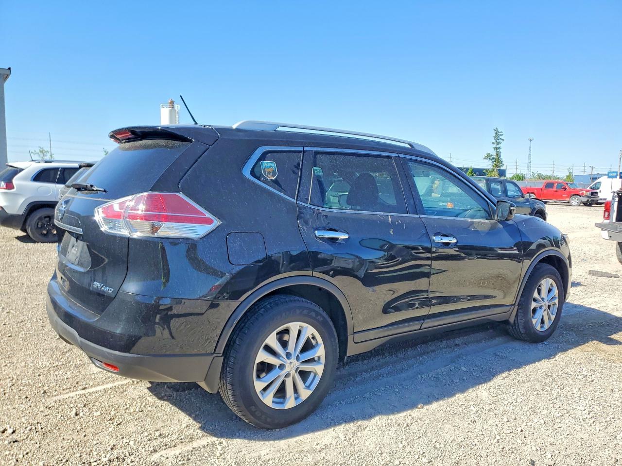 2016 NISSAN ROGUE SV photo 7