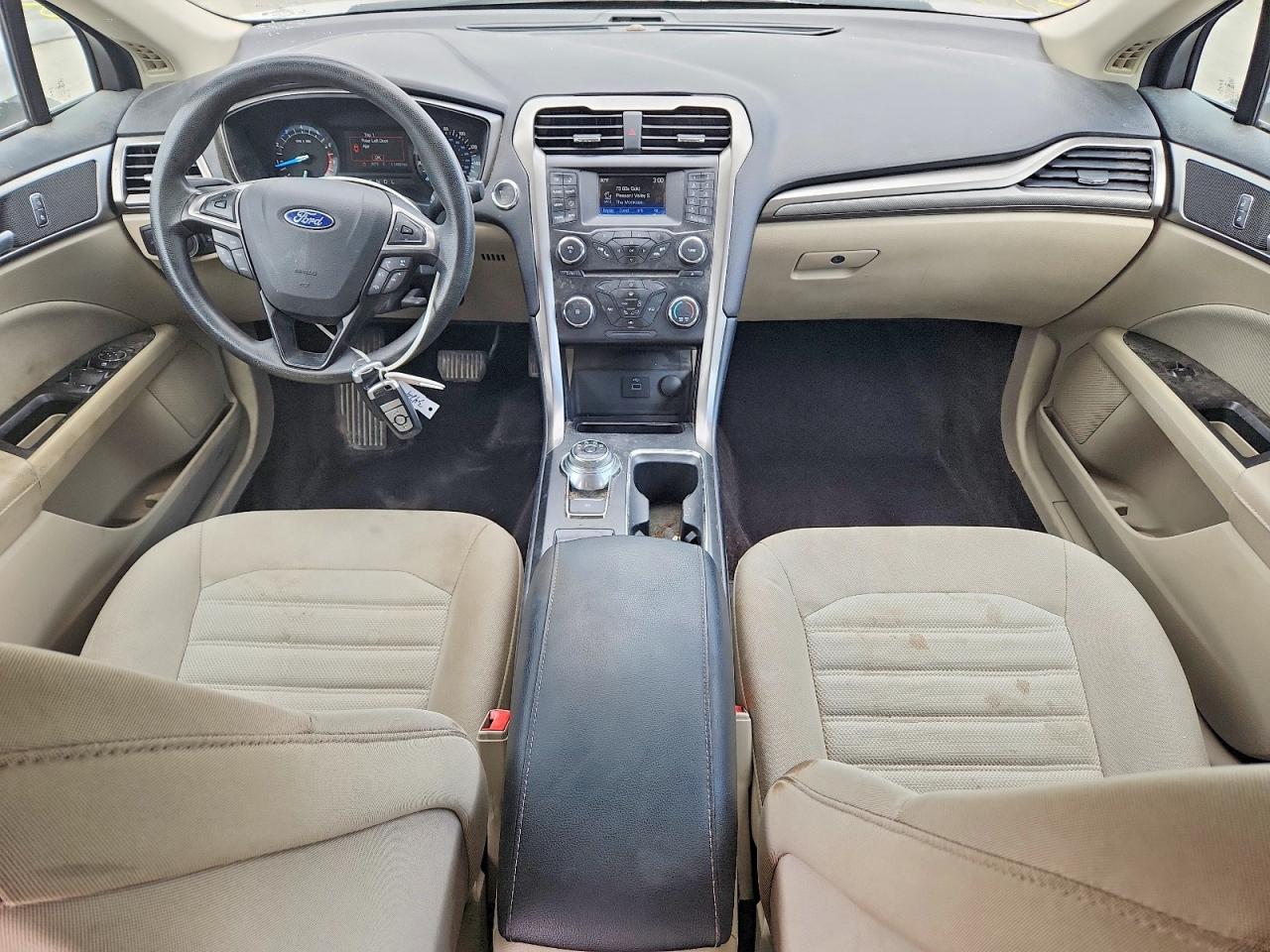 2017 FORD FUSION SE photo 22