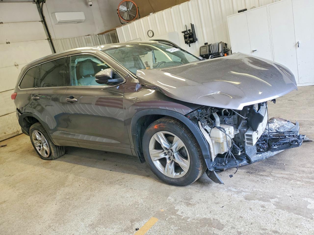 2019 TOYOTA HIGHLANDER LIMITED photo 4