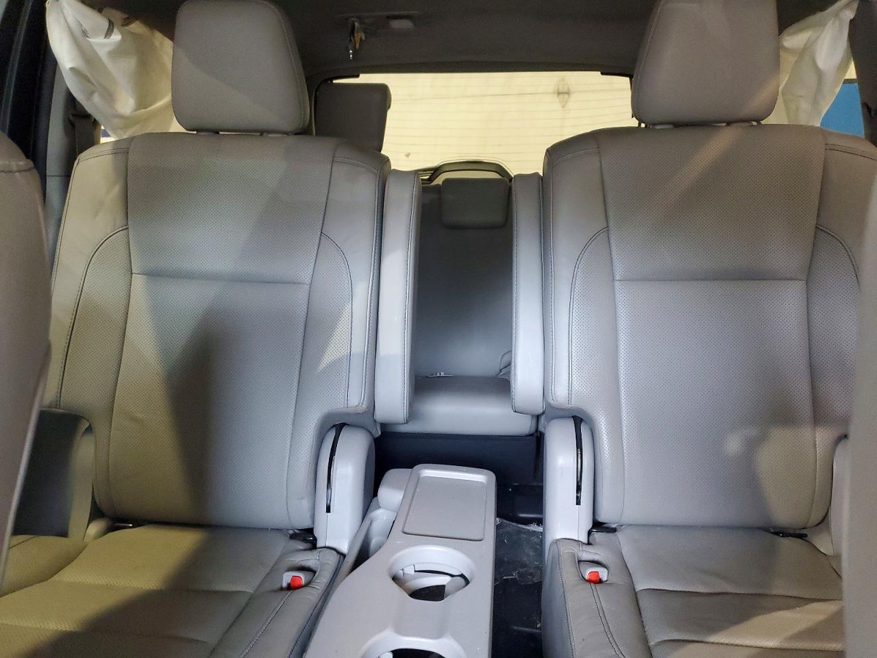 2019 TOYOTA HIGHLANDER LIMITED photo 10