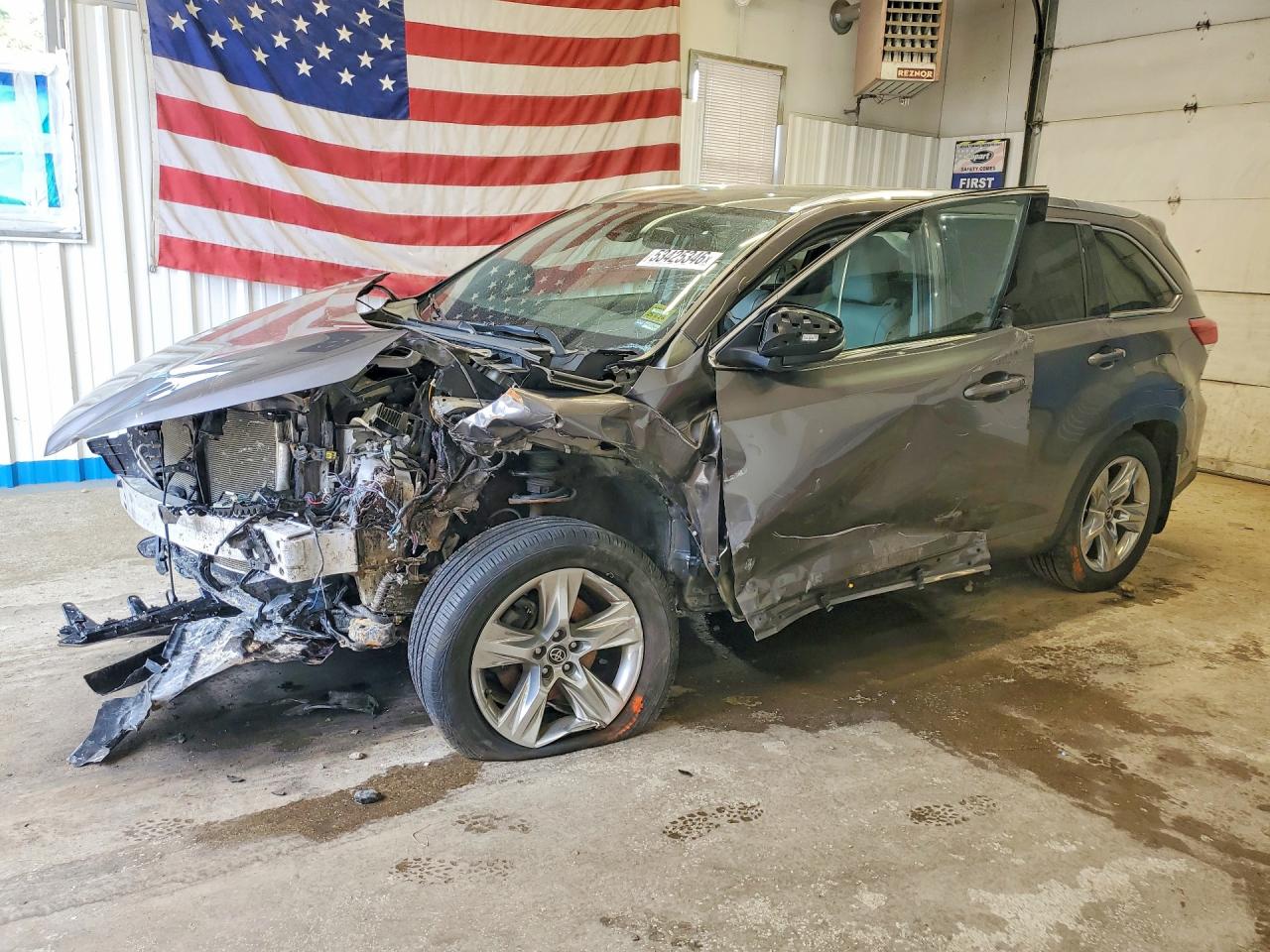 2019 TOYOTA HIGHLANDER