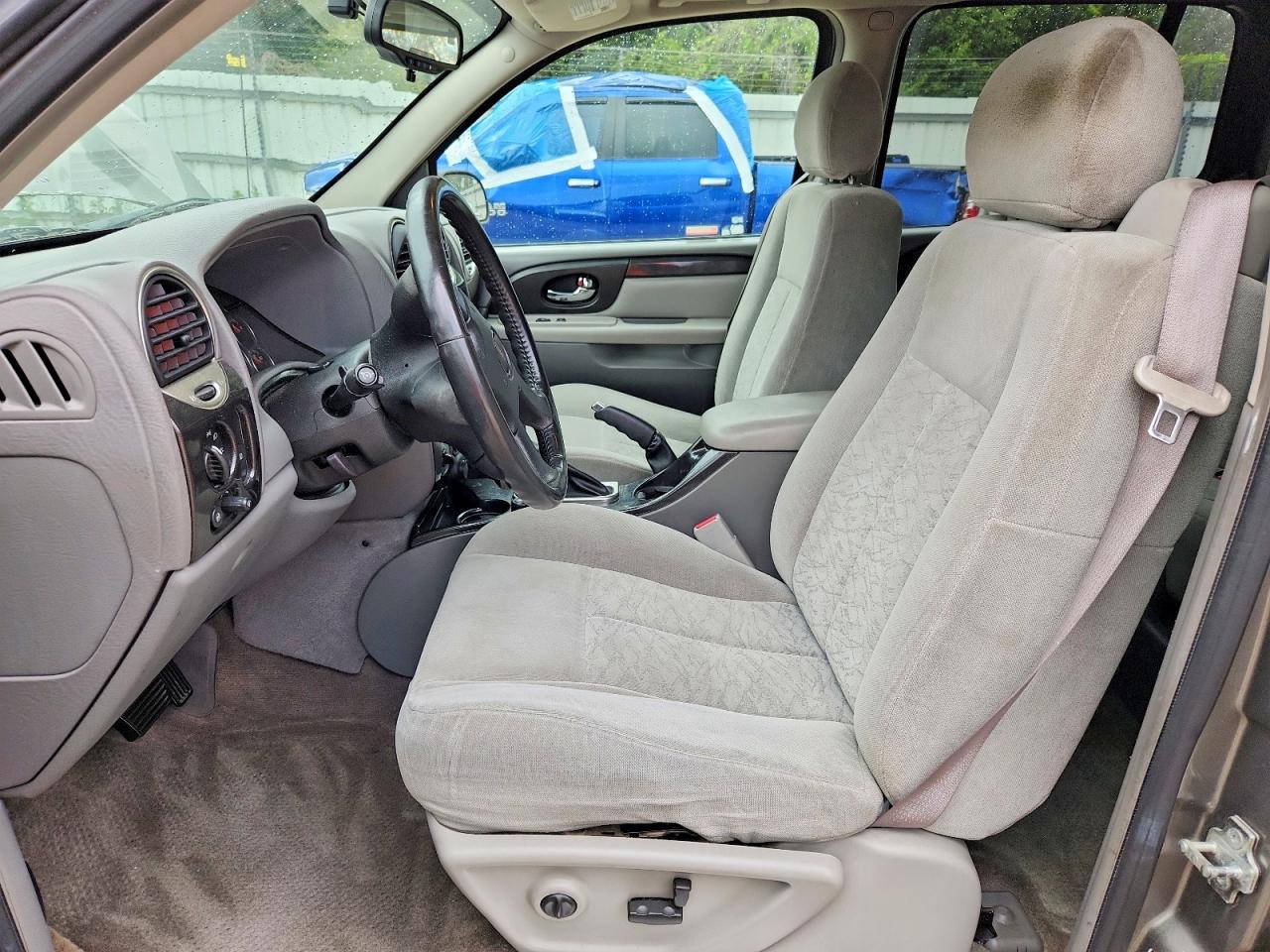 2005 GMC ENVOY XL photo 13