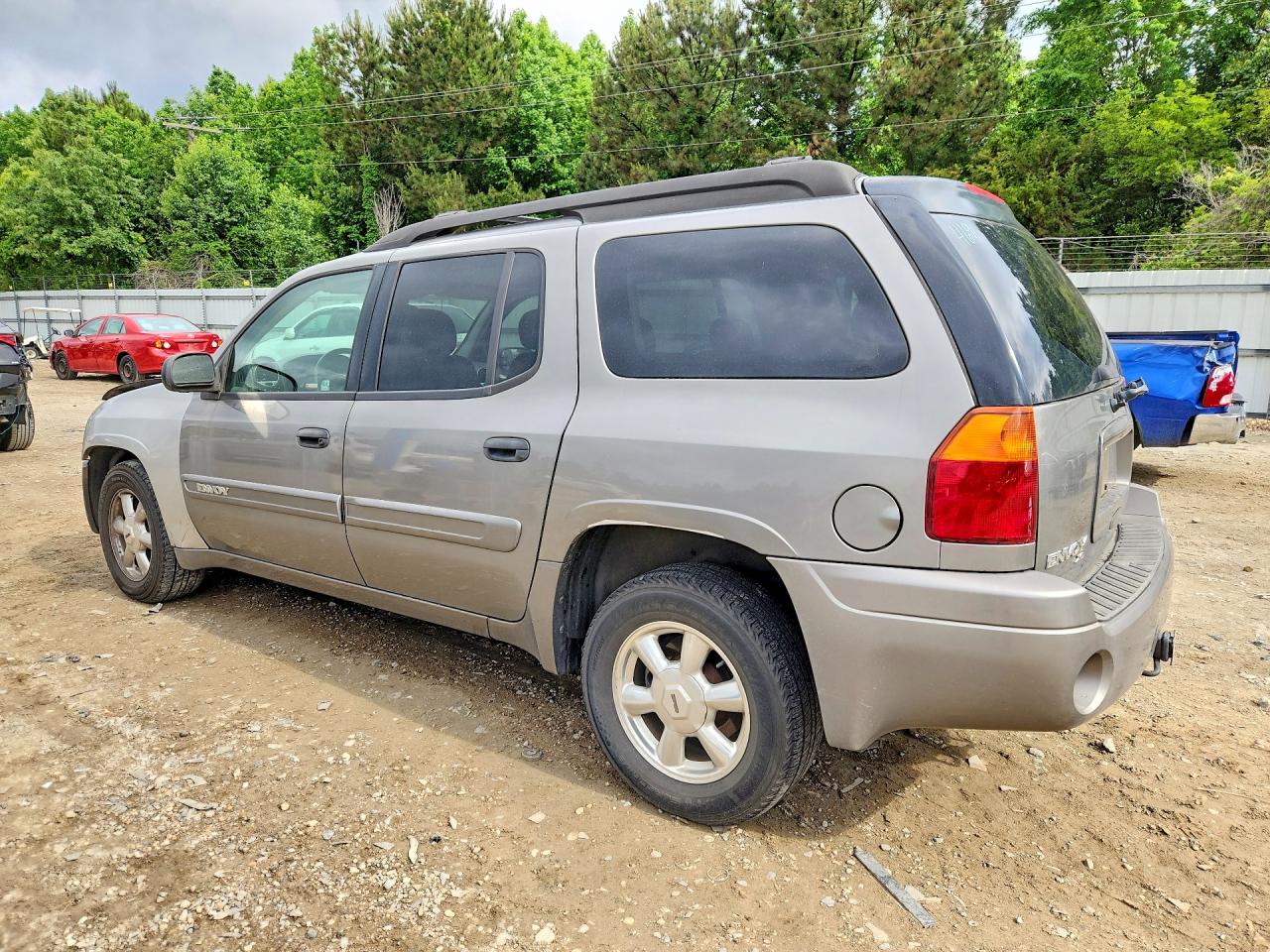 2005 GMC ENVOY XL photo 3