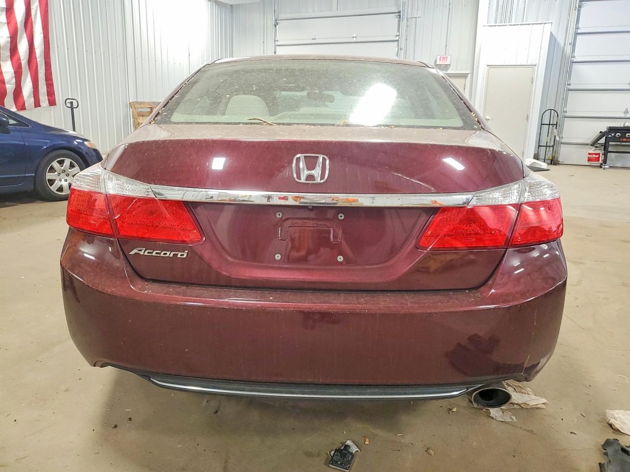 2013 HONDA ACCORD LX photo 11