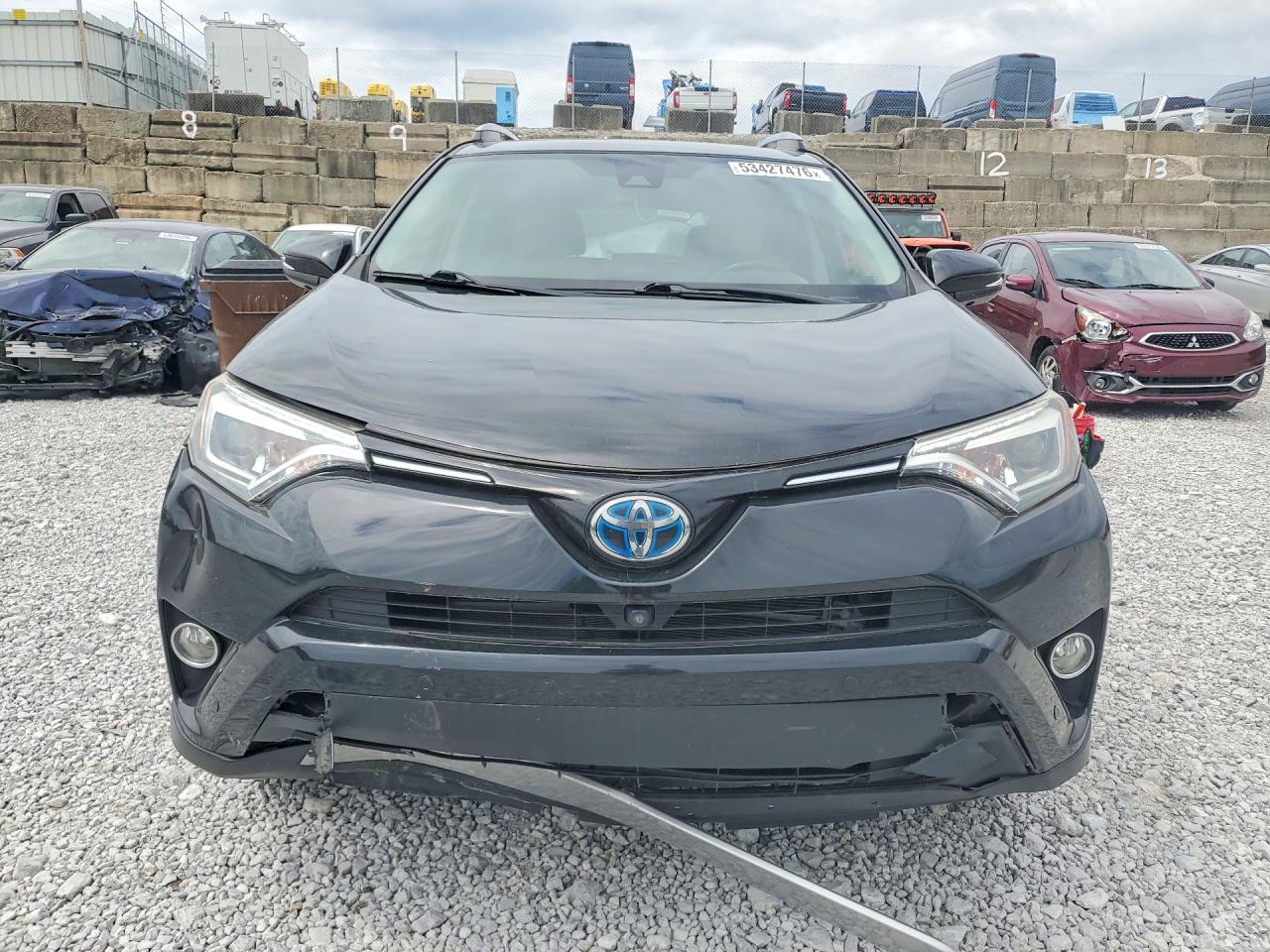 2017 TOYOTA RAV4 HV LIMITED photo 9