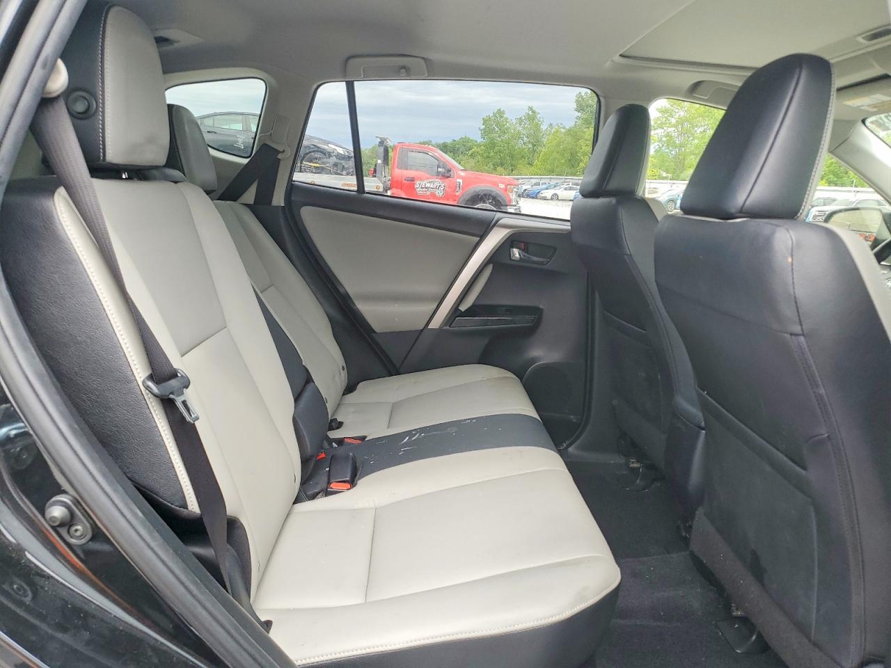 2017 TOYOTA RAV4 HV LIMITED photo 21