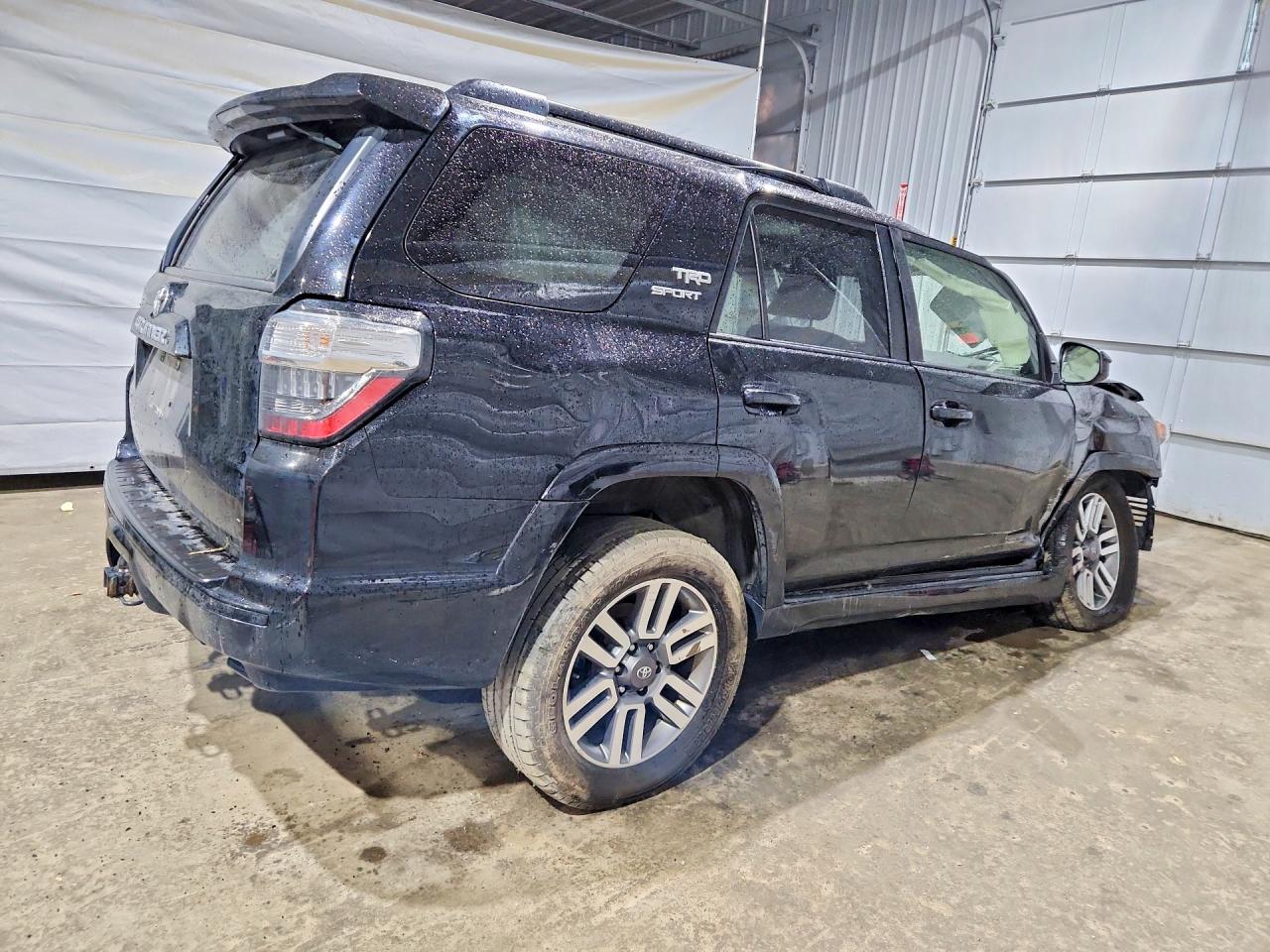 2022 TOYOTA 4RUNNER TRD SPORT photo 5