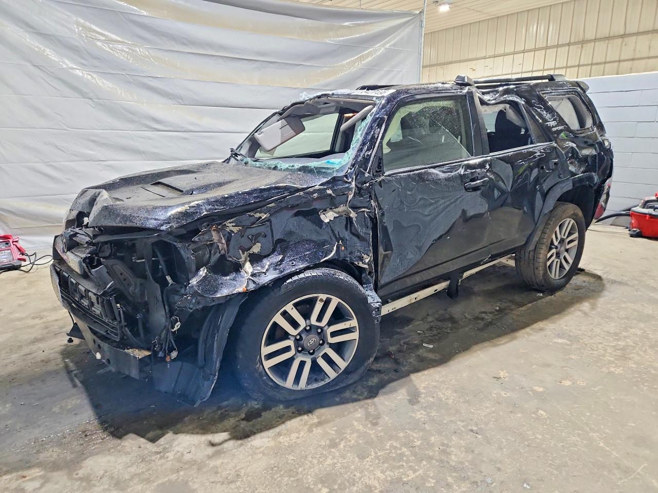 2022 TOYOTA 4RUNNER