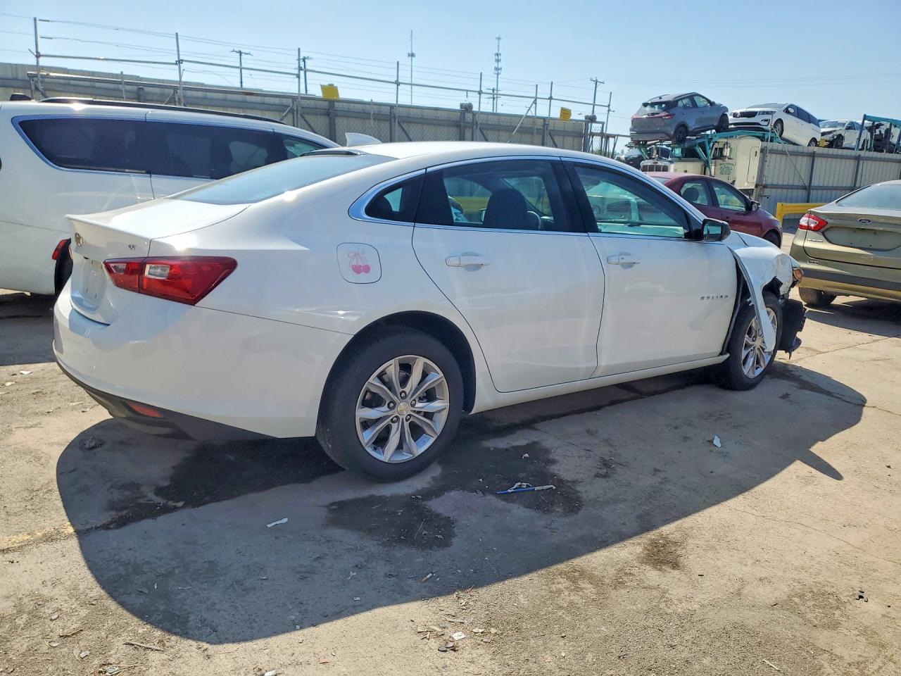 2023 CHEVROLET MALIBU LT photo 3